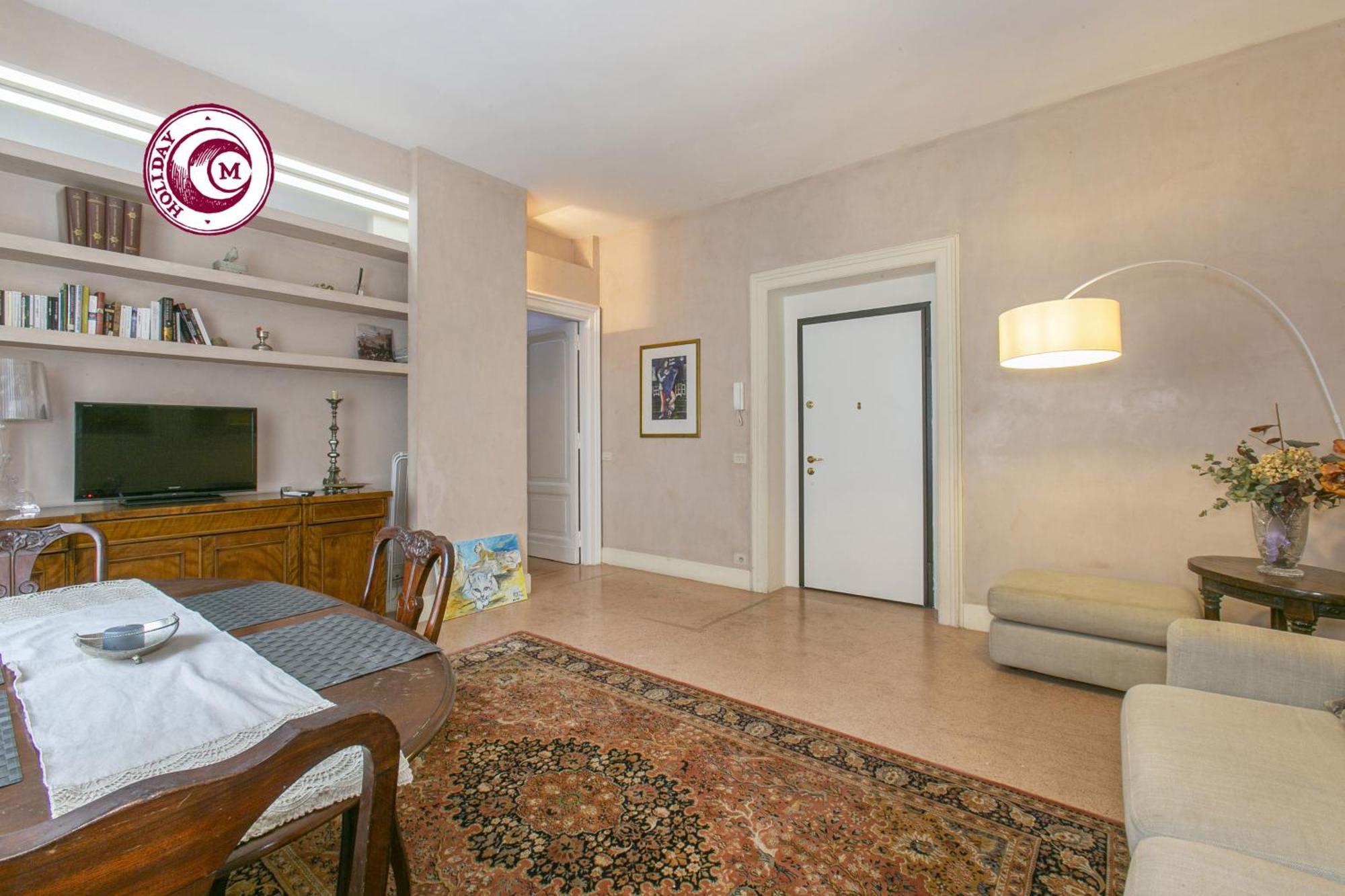 Appartamento C M Piazza Cavour Elegant Flat *